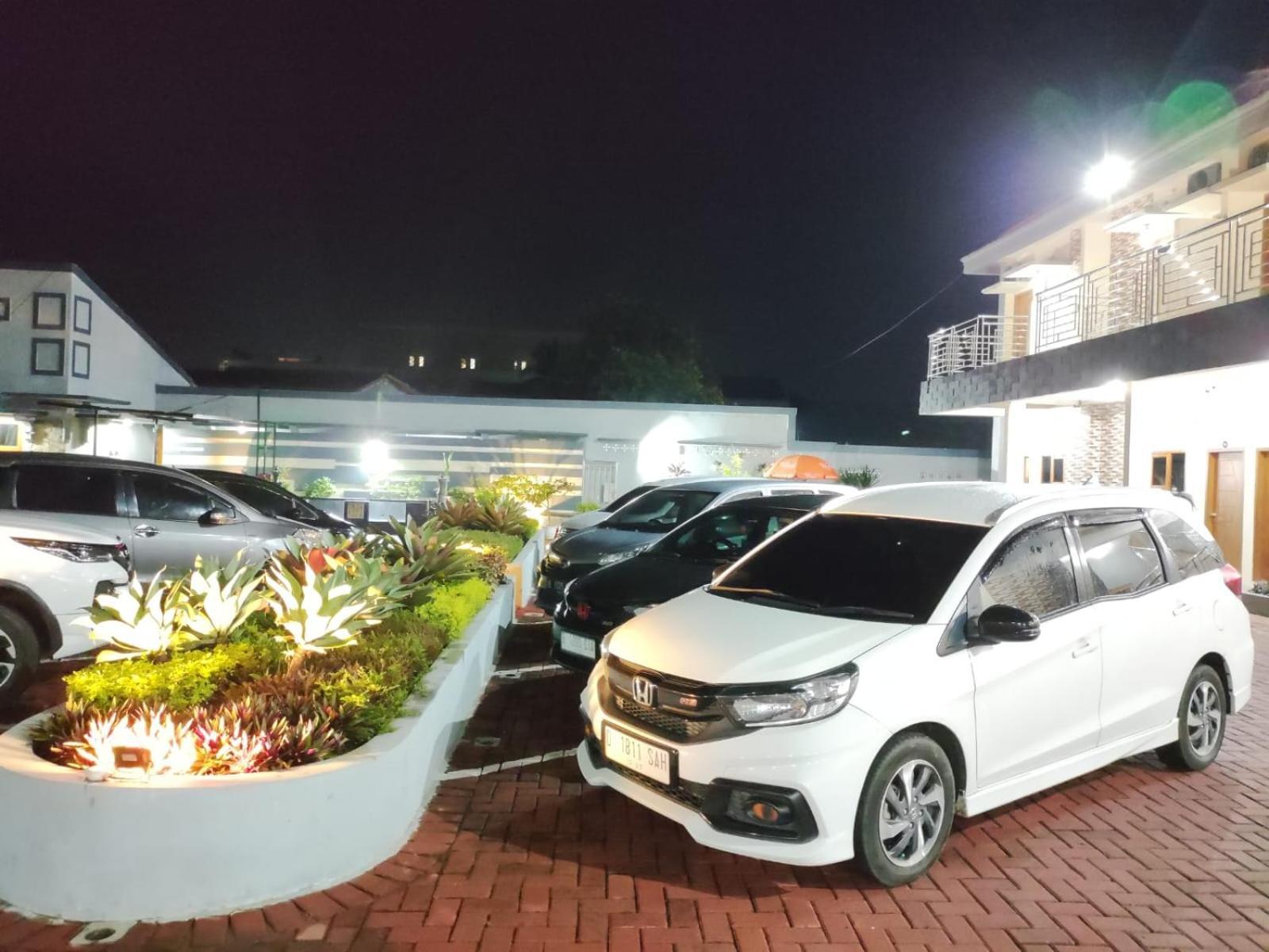 Hotel Cibening Purwakarta Ngoại thất bức ảnh