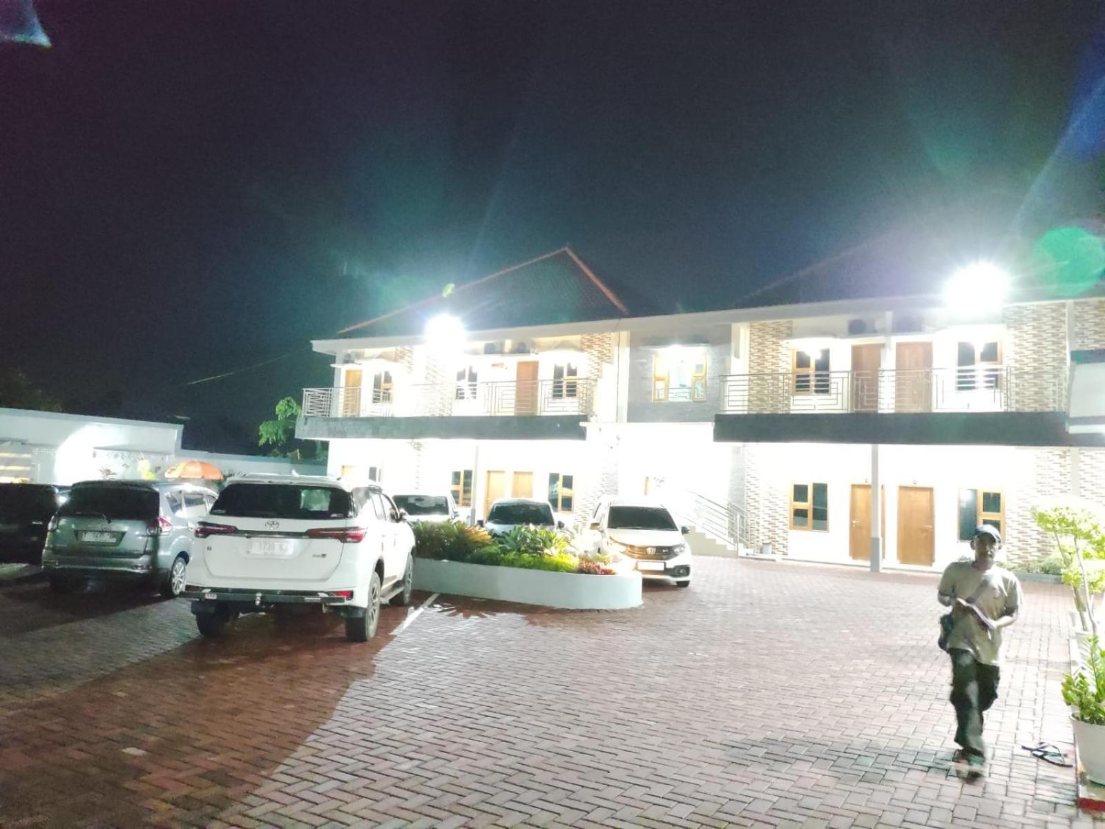 Hotel Cibening Purwakarta Ngoại thất bức ảnh