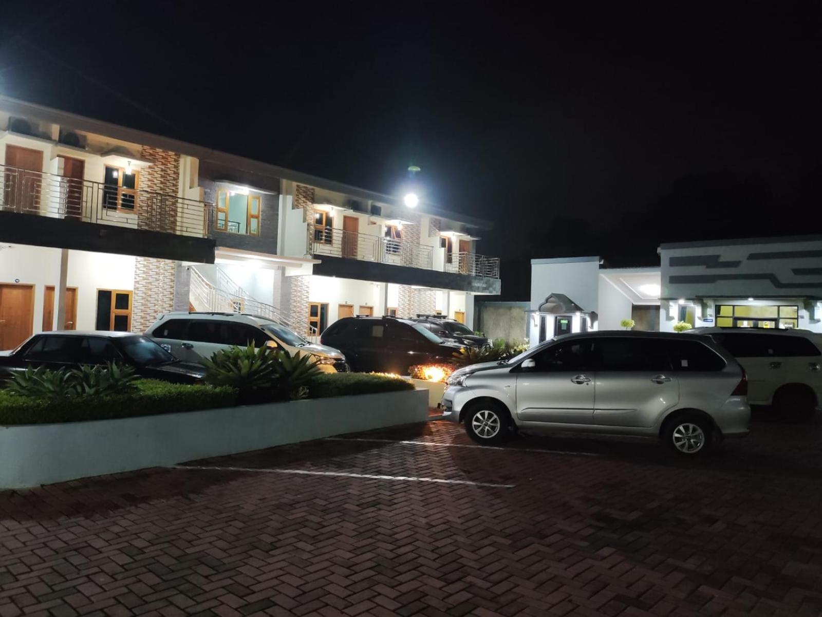 Hotel Cibening Purwakarta Ngoại thất bức ảnh