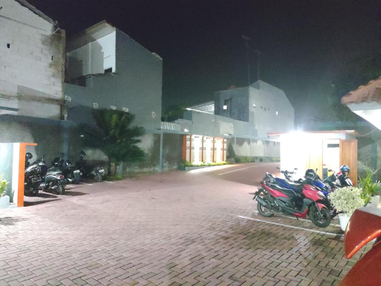 Hotel Cibening Purwakarta Ngoại thất bức ảnh