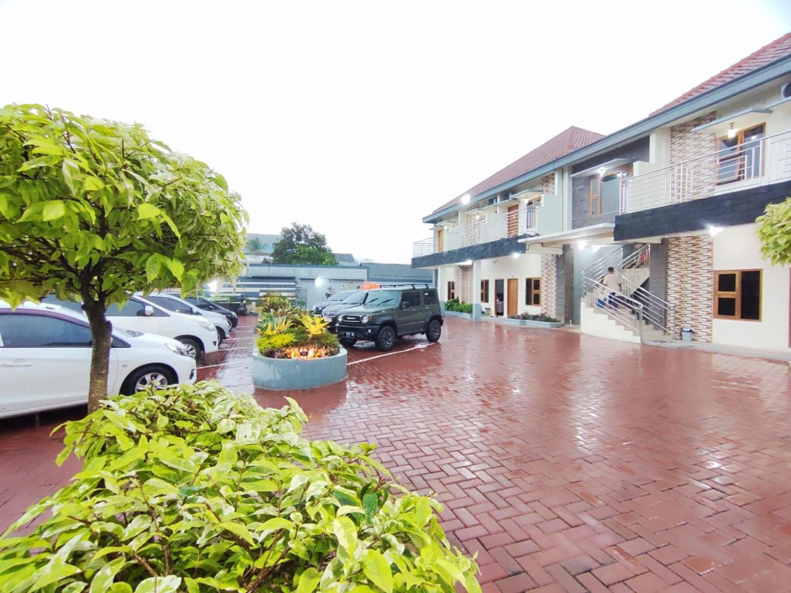 Hotel Cibening Purwakarta Ngoại thất bức ảnh