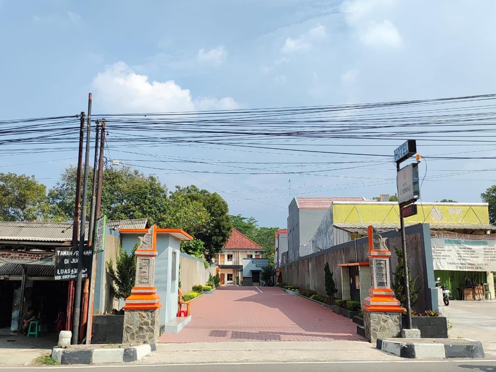 Hotel Cibening Purwakarta Ngoại thất bức ảnh