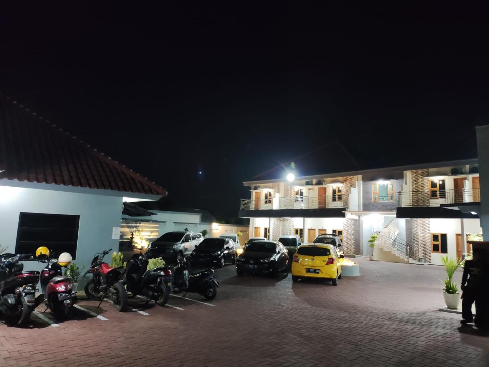 Hotel Cibening Purwakarta Ngoại thất bức ảnh