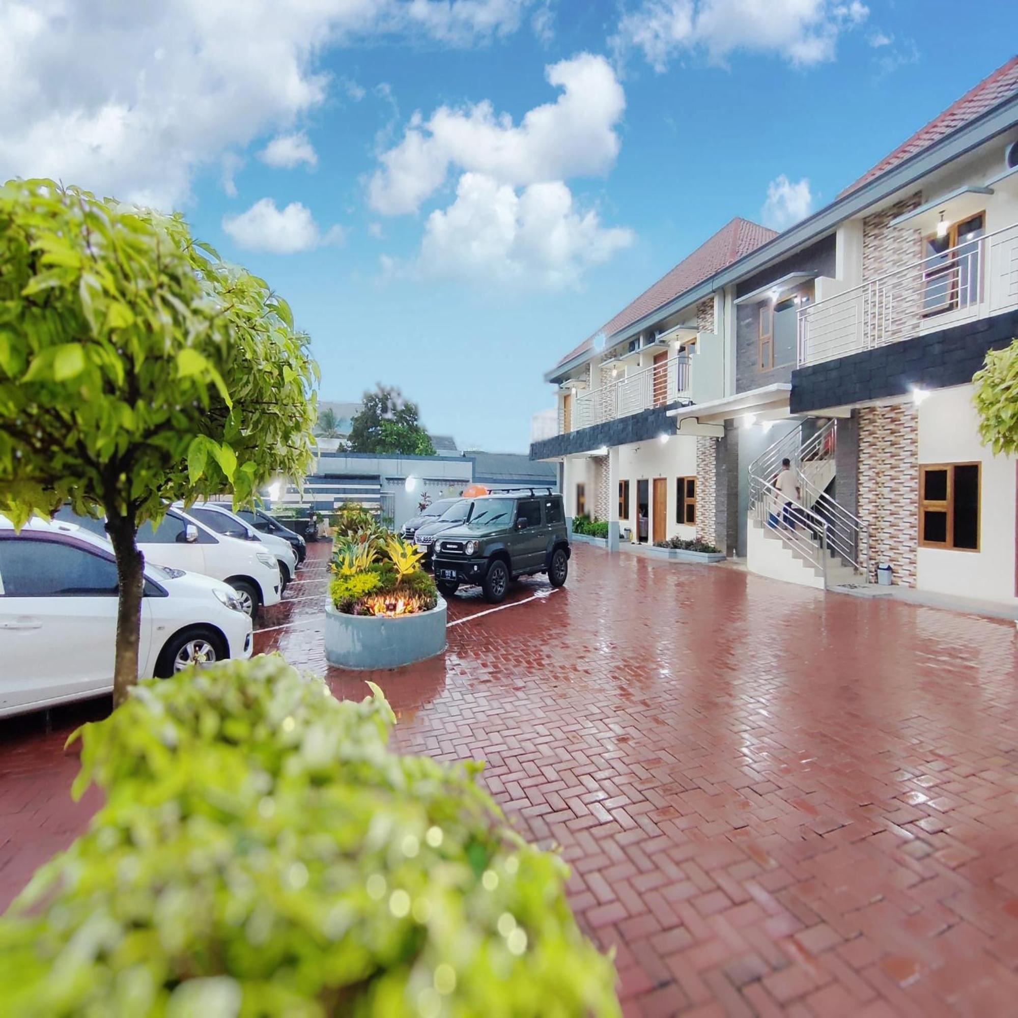 Hotel Cibening Purwakarta Ngoại thất bức ảnh